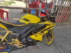 YAMAHA R15 V3